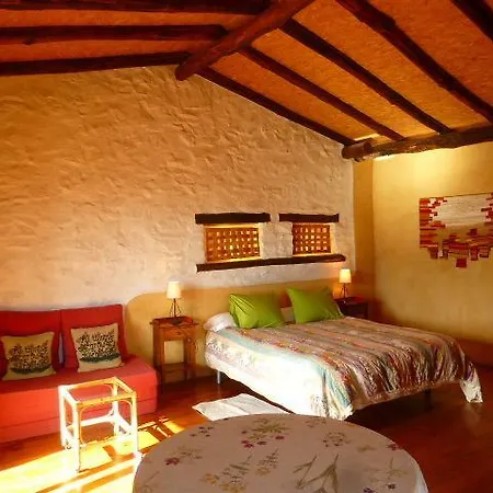 Jardines Del Robledo-Albar Guest House San Miguel del Robledo Room photo